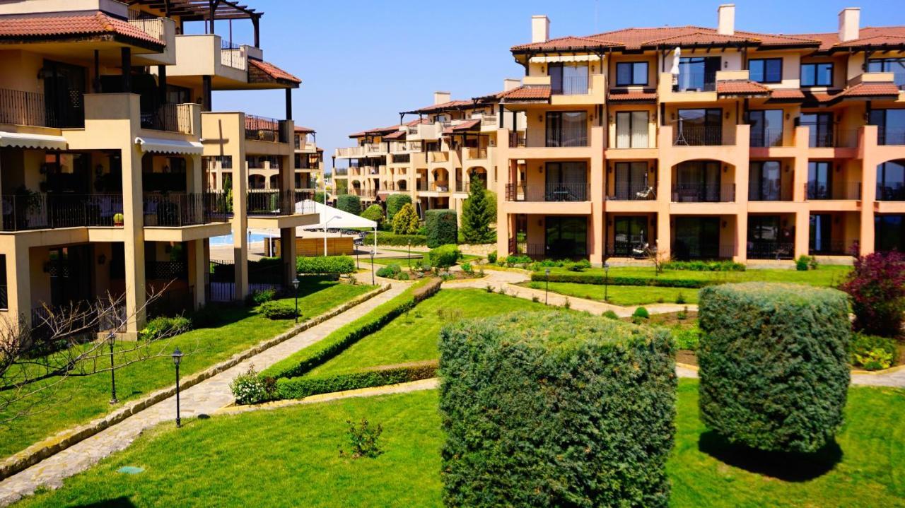 טופולה Hc Apartments Kaliakria מראה חיצוני תמונה