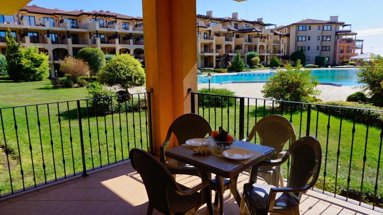 טופולה Hc Apartments Kaliakria מראה חיצוני תמונה